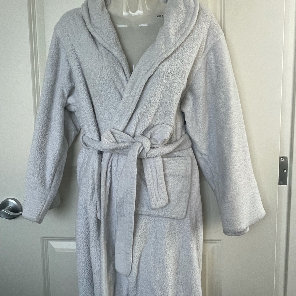 Nicole Miller Bathrobe